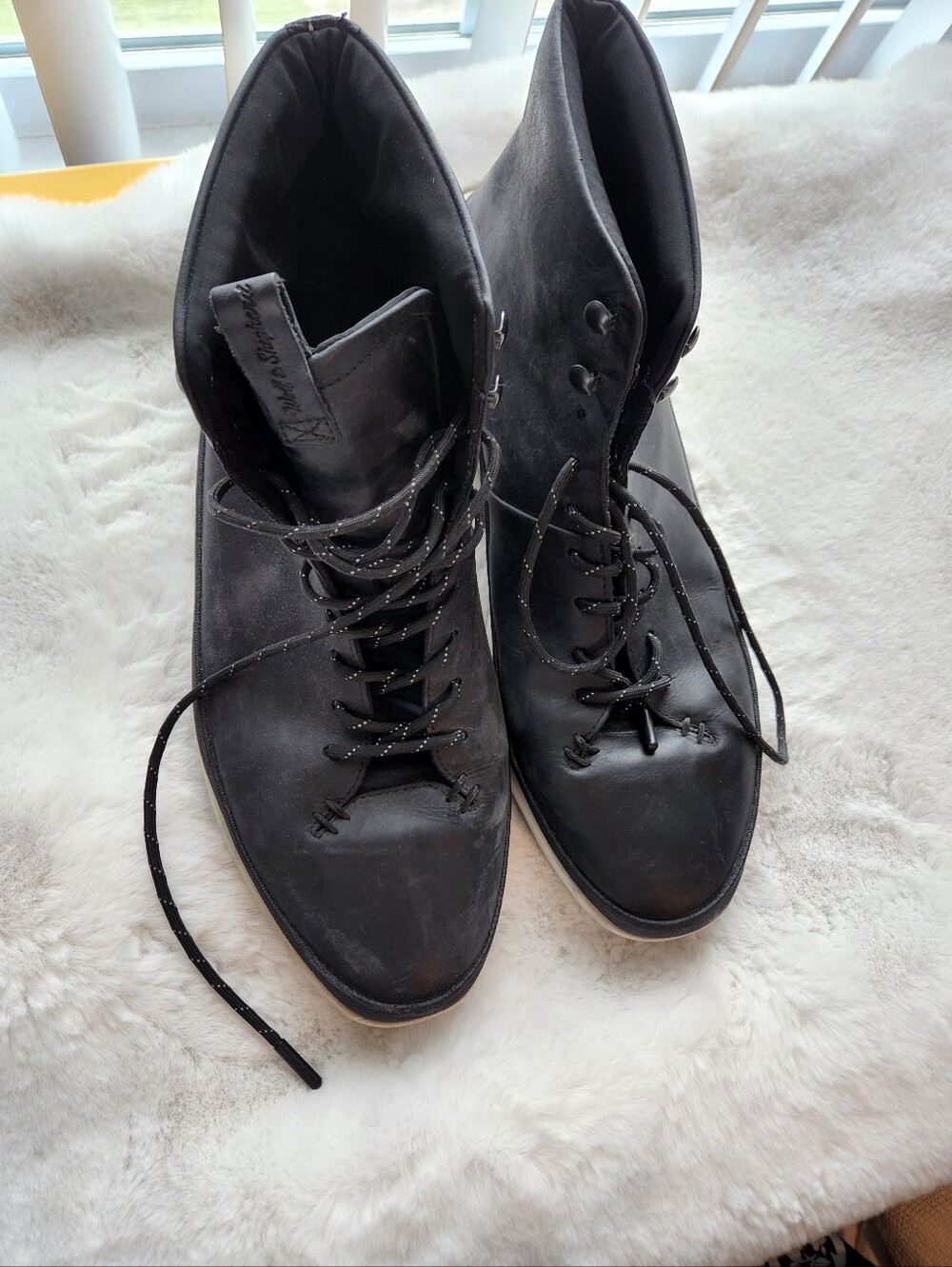 Men's Black Chukka Lace-Up Boots
